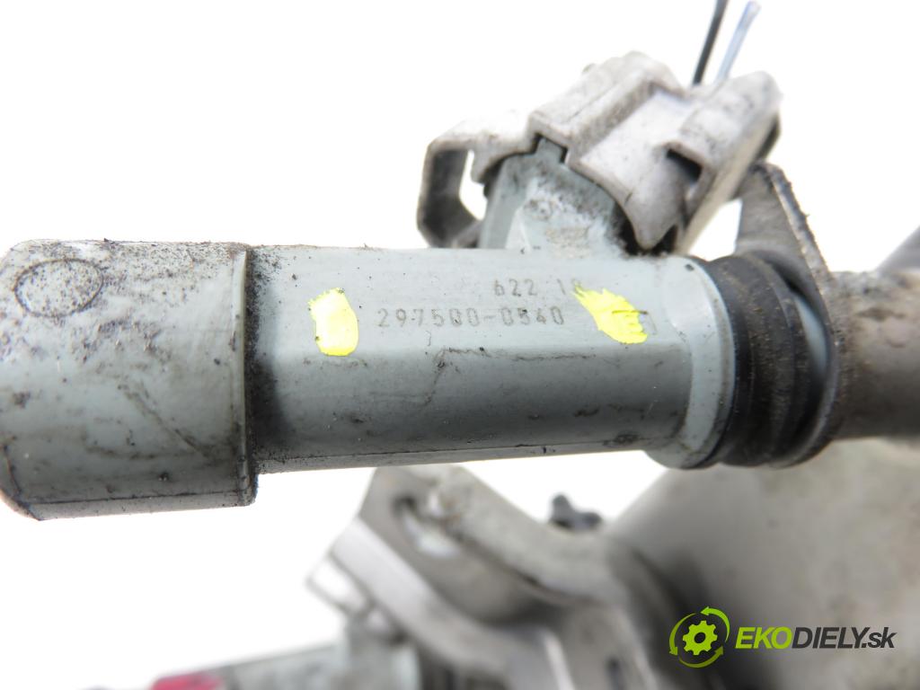 SUZUKI LIANA (ER) HB 2007 79,00 1.6 4WD - M16A 1586,00 Lišta vstrekovacia 2975000540 (Vstrekovacia lišta)