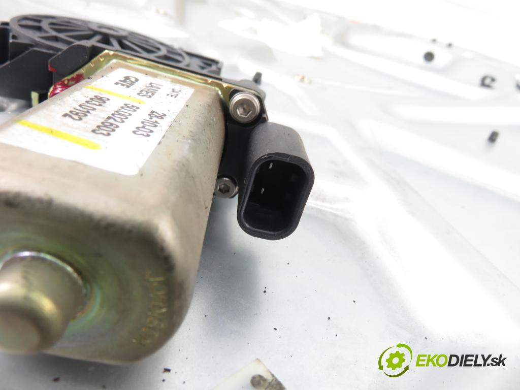 FIAT STILO (192_) HB 2004 76,00 1.6 16V 103 - 182 B6.000 1596,00 Mechanizmus okien 00467815630 ; 50002603 ; 9030192