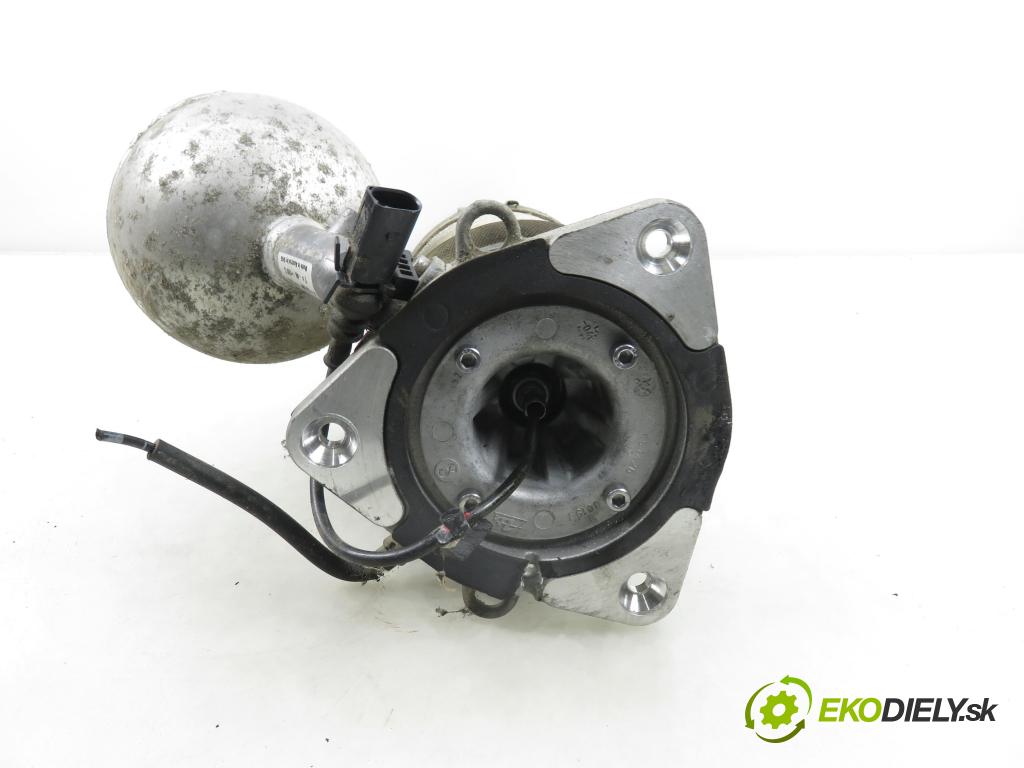 VW PHAETON (3D1, 3D2, 3D3, 3D4, 3D6, 3D7, 3D8, 3D9) SEDAN 2006 165,00 3.0 TDI 2967,00 Tlmič LT 3D0616001K