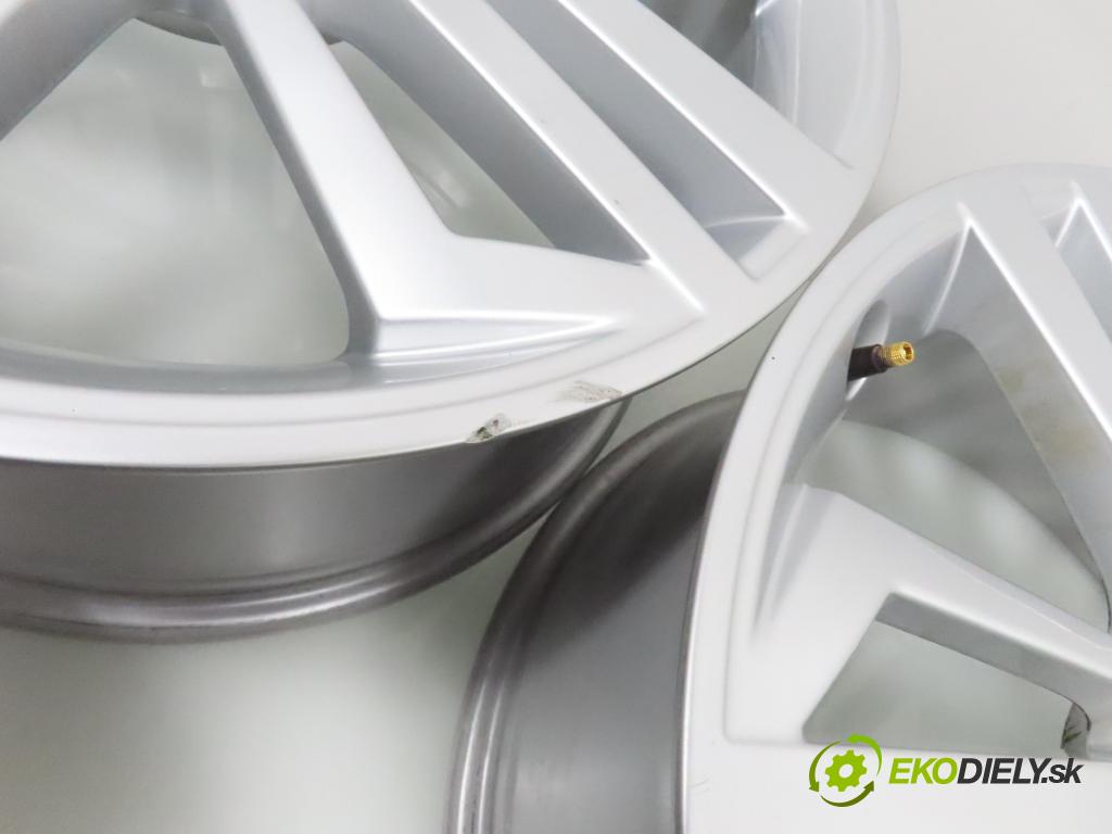 AUDI 0 disky / disk 80A601025L