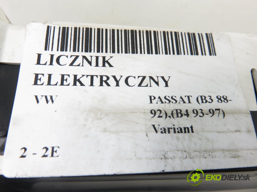 VW PASSAT B3/B4 Variant (3A5, 35I) KOMBI 1996 85,00 2.0 115 - 2E 1984,00 prístrojovka elektrický 0263301209 ; 3A0919860J