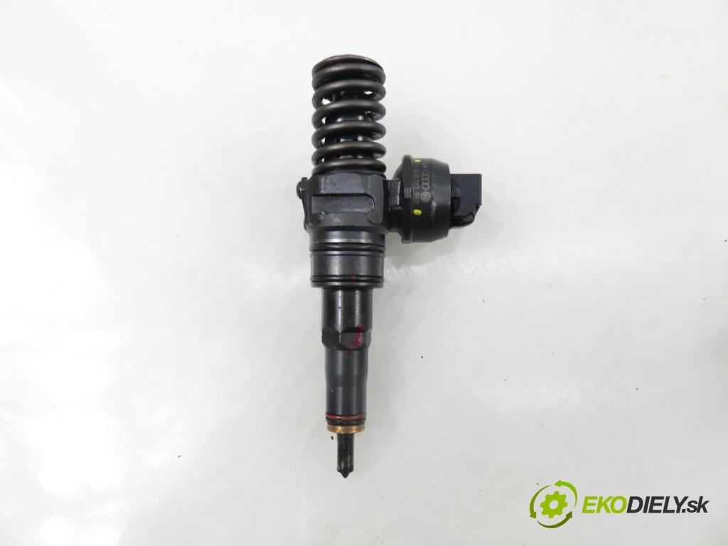 VW TRANSPORTER V Skrzynia (7HA, 7HH, 7EA, 7EH) FURGON 2004 77,00 1.9 TDI PD 105 - AXB 1896,00 Vstrekovač 038130073AG ; 0414720215 (Vstrekovač paliva)