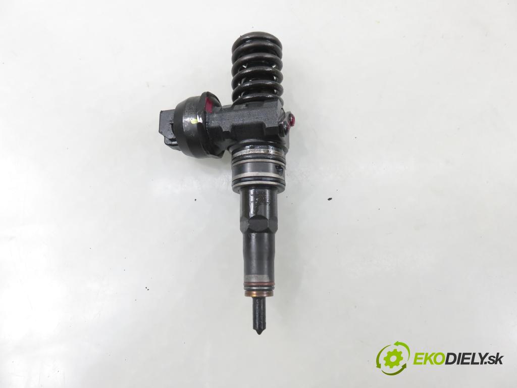 VW TRANSPORTER V Skrzynia (7HA, 7HH, 7EA, 7EH) FURGON 2004 77,00 1.9 TDI PD 105 - AXB 1896,00 Vstrekovač 038130073AG ; 0414720215 (Vstrekovač paliva)