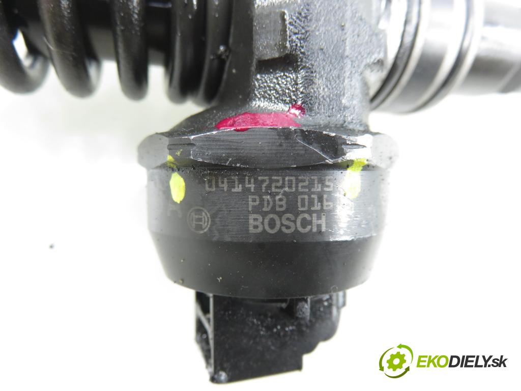 VW TRANSPORTER V Skrzynia (7HA, 7HH, 7EA, 7EH) FURGON 2004 77,00 1.9 TDI PD 105 - AXB 1896,00 Vstrekovač 038130073AG ; 0414720215 (Vstrekovač paliva)