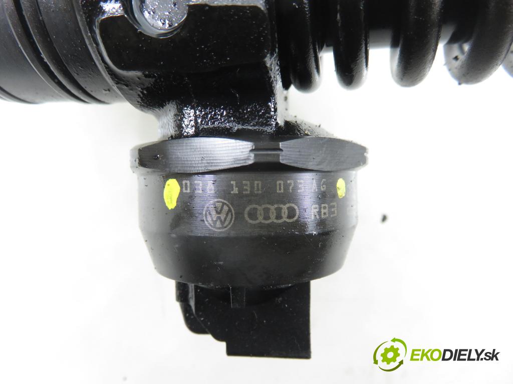 VW GOLF V (1K1) HB 2004 77,00 1.9 TDI PD 105 - BKC 1896,00 Vstrekovač 038130073AG ; 0414720215 (Vstrekovač paliva)