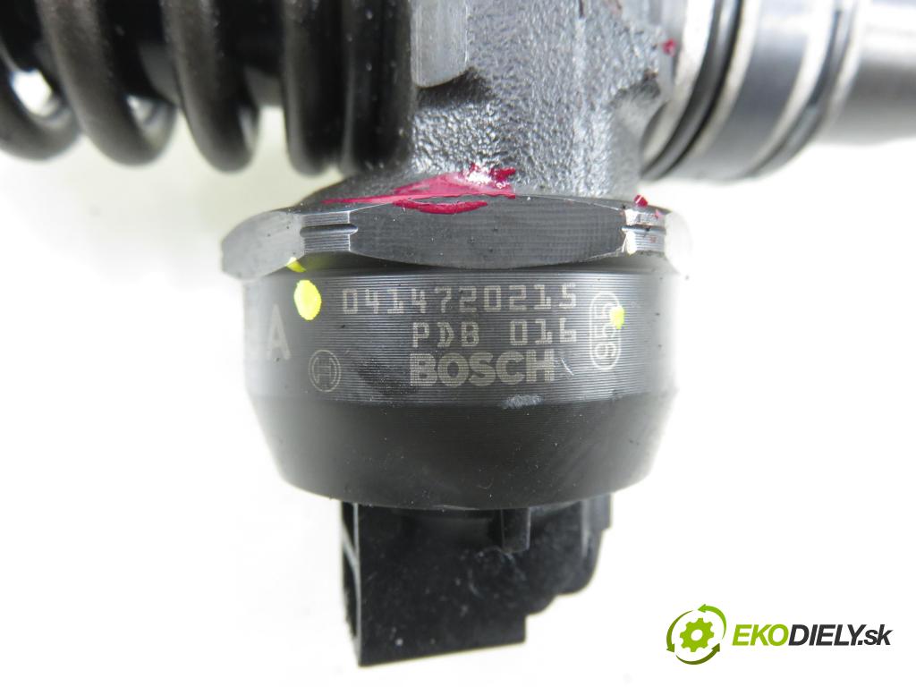 VW GOLF V (1K1) HB 2004 77,00 1.9 TDI PD 105 - BKC 1896,00 Vstrekovač 038130073AG ; 0414720215 (Vstrekovač paliva)