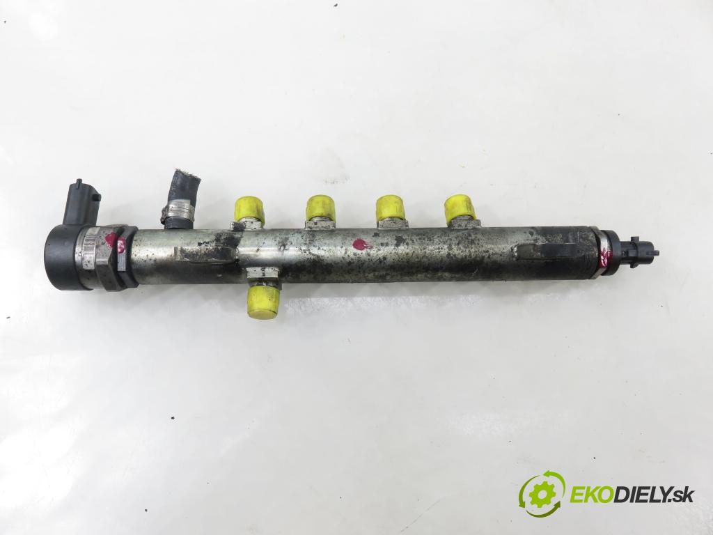 FIAT CROMA (194_) KOMBI 2006 110,00 1.9 D Multijet 150 - 939 A2.000 1910,00 Lišta vstrekovacia 0281002507 ; 55200251 ; 0445214057 (Vstrekovacia lišta)