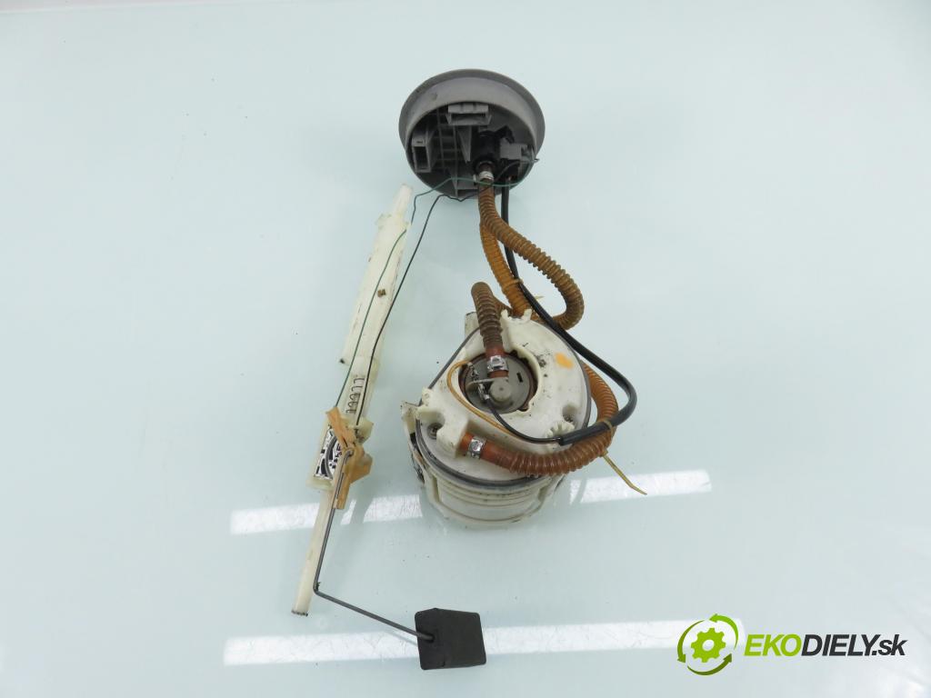 VW PASSAT B3/B4 Variant (3A5, 35I) KOMBI 1996 85,00 2.0 115 - 2E 1984,00 pumpa paliva 3A9919051N