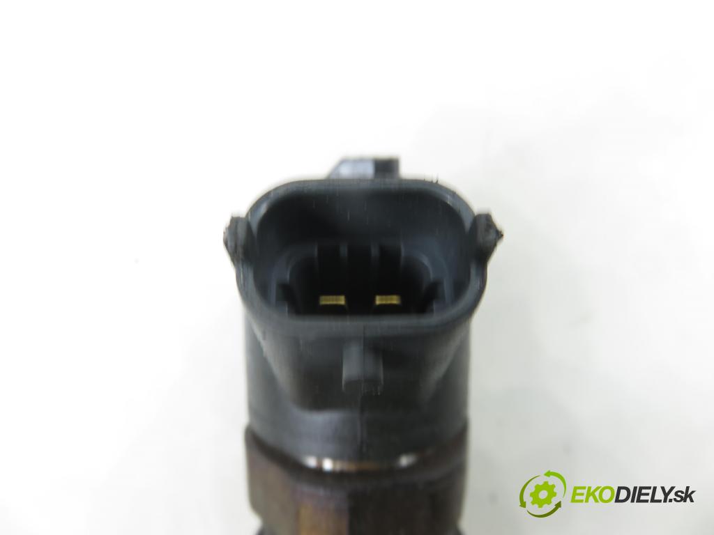 FIAT BRAVO II (198_) HB 2008 88,00 1.9 D Multijet - 192 A8.000 1910,00 vstrekovač 0445110276 (Vstrekovač paliva)