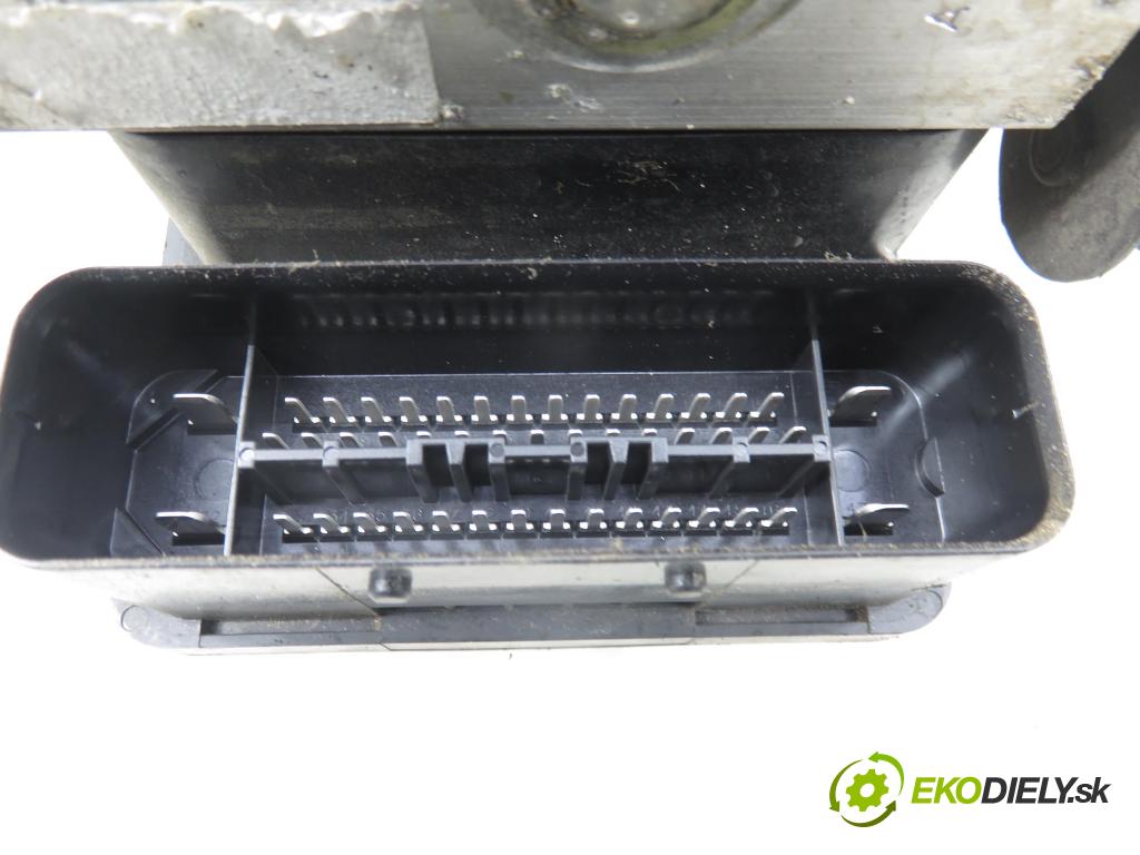 VW GOLF V (1K1) HB (LONG) 2006 103,00 2.0 TDI 16V 4motion - BKD 1968,00 Pumpa ABS 1K0907379P ; 10096003563 (Pumpa ABS)