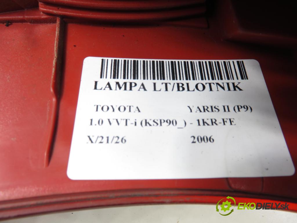 TOYOTA YARIS (_P9_) HB 2006 51,00 1.0 VVT-i (KSP90_) - 1KR-FE 998,00 světlo levé zadní