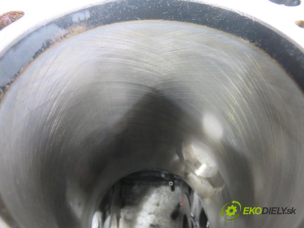 MERCEDES-BENZ VITO / MIXTO Skrzynia (W639) FURGON 2004 110,00 115 CDI 150 - OM 646.982 2148,00 blok Motor OM646982 (Blok motora)