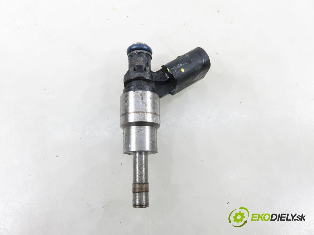 VW PASSAT B6 (3C2) SEDAN 2006 110,00 2.0 FSI - BVY 1984,00 vstrekovač 06F906036 (Vstrekovač paliva)