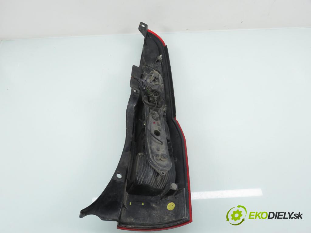 FIAT PANDA Van (169_) VAN 2007 51,00 1.3 D Multijet - 188 A8.000 1248,00 světlo levé zadní 51763009