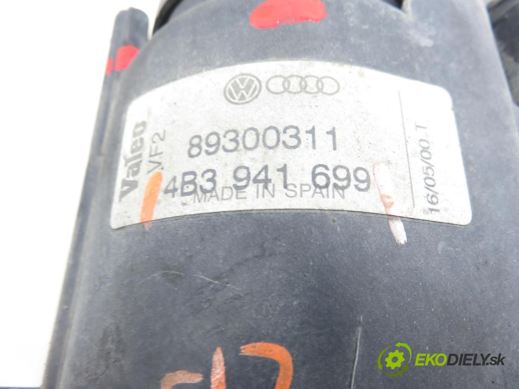 AUDI A6 Avant (4B5, C5) KOMBI 2001 220,00 4.2 quattro - ASG 4172,00 Hmlové svetlo, hmlovka L 4B3941699