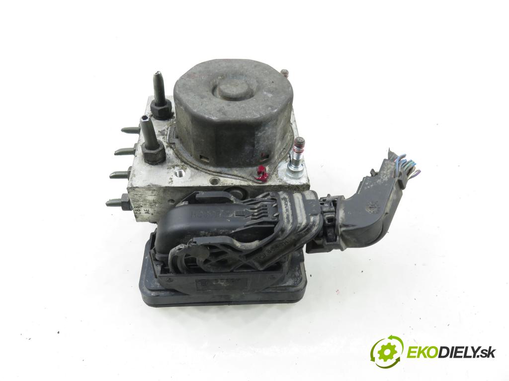 TOYOTA AURIS TOURING SPORTS (_E18_) KOMBI 2014 91,00 2.0 D-4D 124 (ADE186_) - 1AD-FTV 1998,00 Pumpa ABS 4454002391 ; 0265956014 ; 2265106455 (Pumpa ABS)