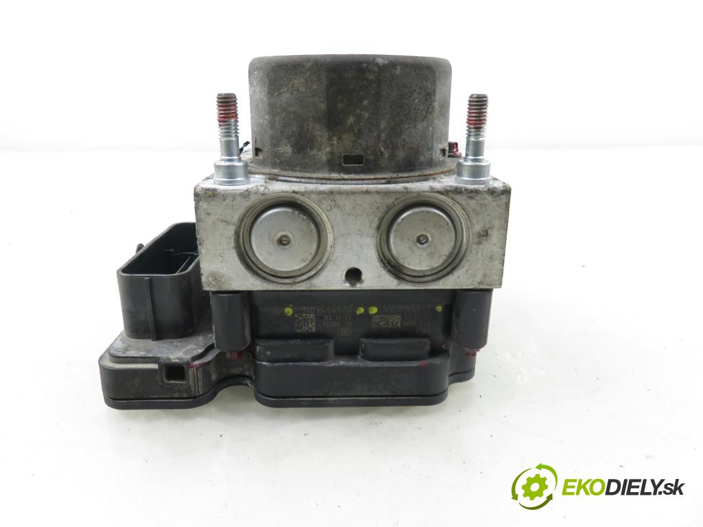 TOYOTA AURIS TOURING SPORTS (_E18_) KOMBI 2014 91,00 2.0 D-4D 124 (ADE186_) - 1AD-FTV 1998,00 Pumpa ABS 4454002391 ; 0265956014 ; 2265106455 (Pumpa ABS)