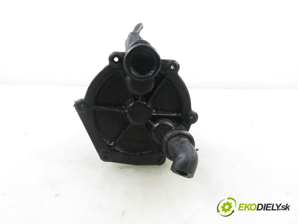 FORD FOCUS (DAW, DBW) HB 2001 85,00 1.8 TDCi - F9DA 1753,00 pumpa vakuová 93BB2A451AC