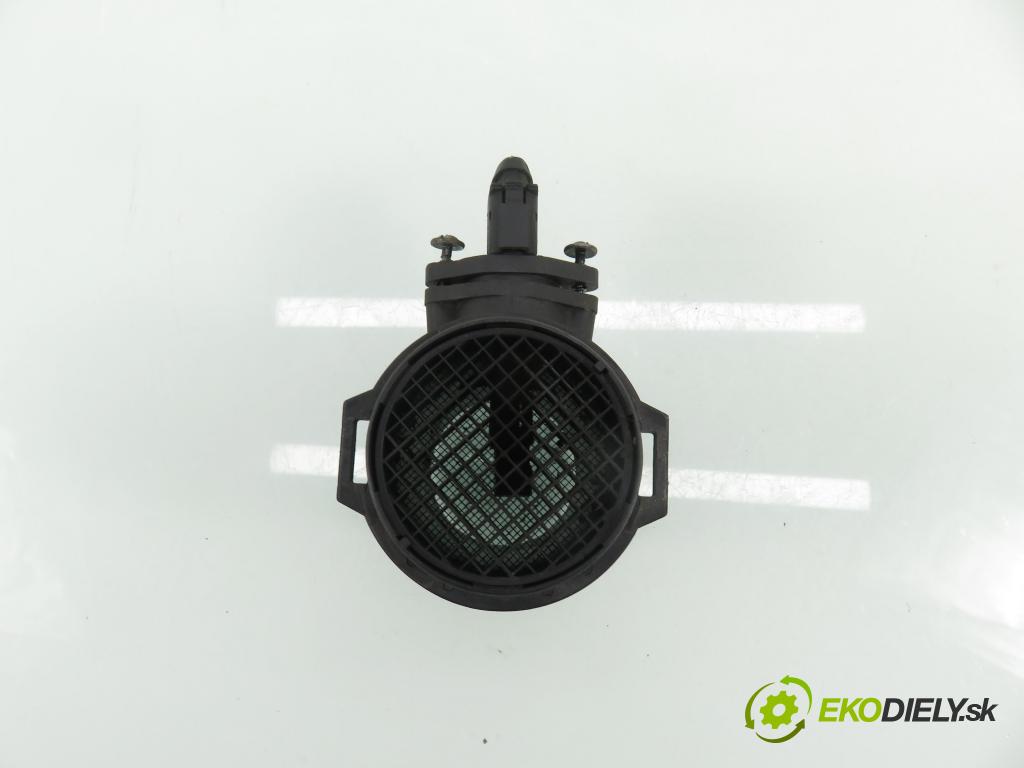 MERCEDES-BENZ VITO Autobus (638) BUS 2001 60,00 108 CDI 2.2 (638.194) - OM 611A (60 KW CDI) 2151,00 váha vzduchu vzduchu 0280217114 ; 0000940948