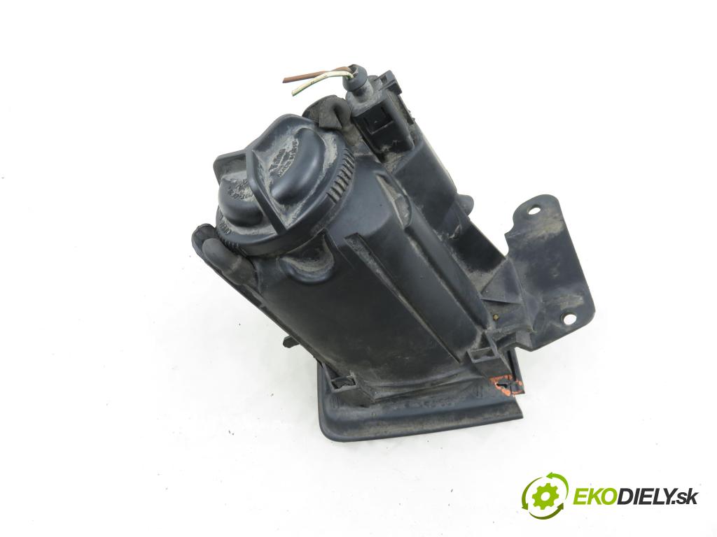 AUDI A6 Avant (4B5, C5) KOMBI 2001 220,00 4.2 quattro - ASG 4172,00 Hmlové svetlo, hmlovka P 4B3941700