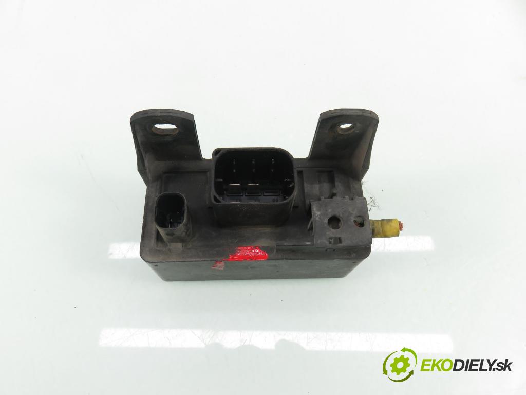 MERCEDES-BENZ VITO Autobus (638) BUS 2001 60,00 108 CDI 2.2 (638.194) - OM 611A (60 KW CDI) 2151,00 RELÉ: SWIEC: 