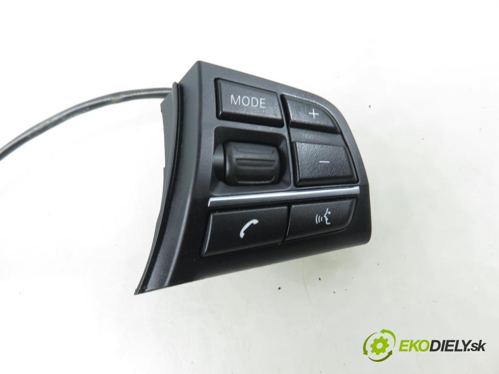 BMW 5 Touring (F11) KOMBI 2012 135,00 520 d 184 - N47 D20 C 1995,00 ovladač rádia 9229485