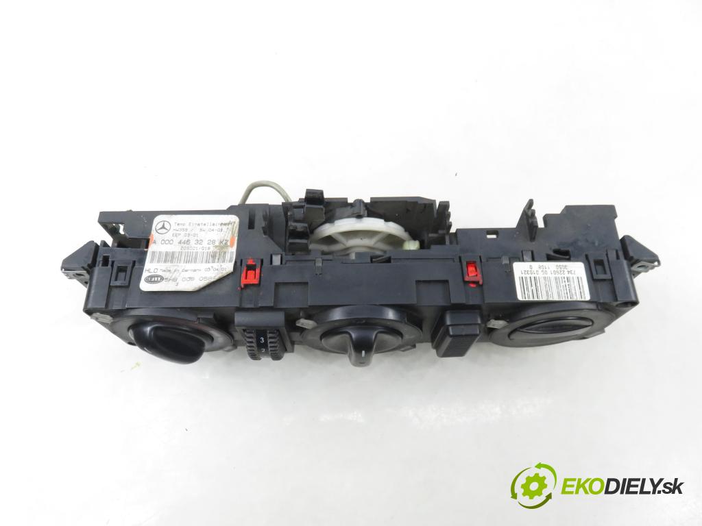 MERCEDES-BENZ VITO Autobus (638) BUS 2001 60,00 108 CDI 2.2 (638.194) - OM 611A (60 KW CDI) 2151,00 Panel topení KLIMATIZACE: A0004463228