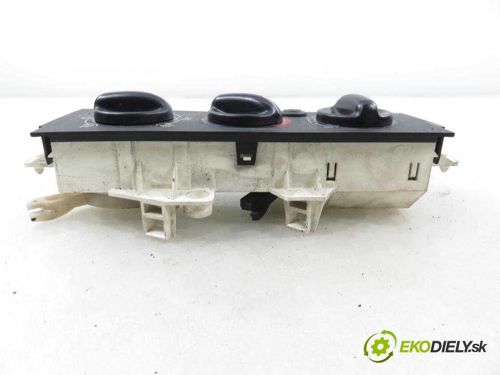 OPEL MOVANO Platforma / podwoyie (X70) FURGON 2004 0,00 2.5 DTi - G9U 754 2464,00 Panel topení 92537