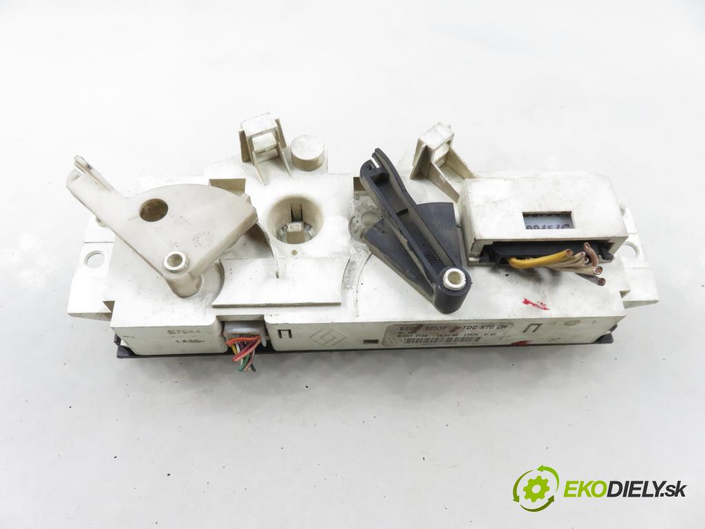 OPEL MOVANO Platforma / podwoyie (X70) FURGON 2004 0,00 2.5 DTi - G9U 754 2464,00 Panel topení 92537