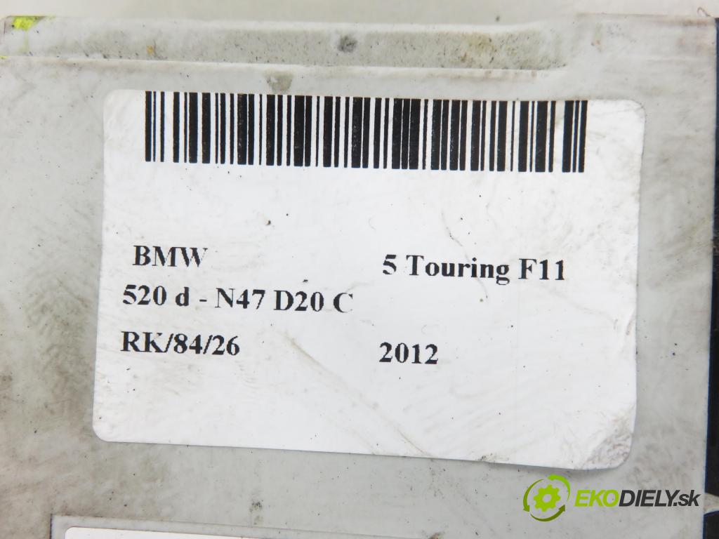 BMW 5 Touring (F11) KOMBI 2012 135,00 520 d 184 - N47 D20 C 1995,00 řídící jednotka / MODUL INNE 9257100