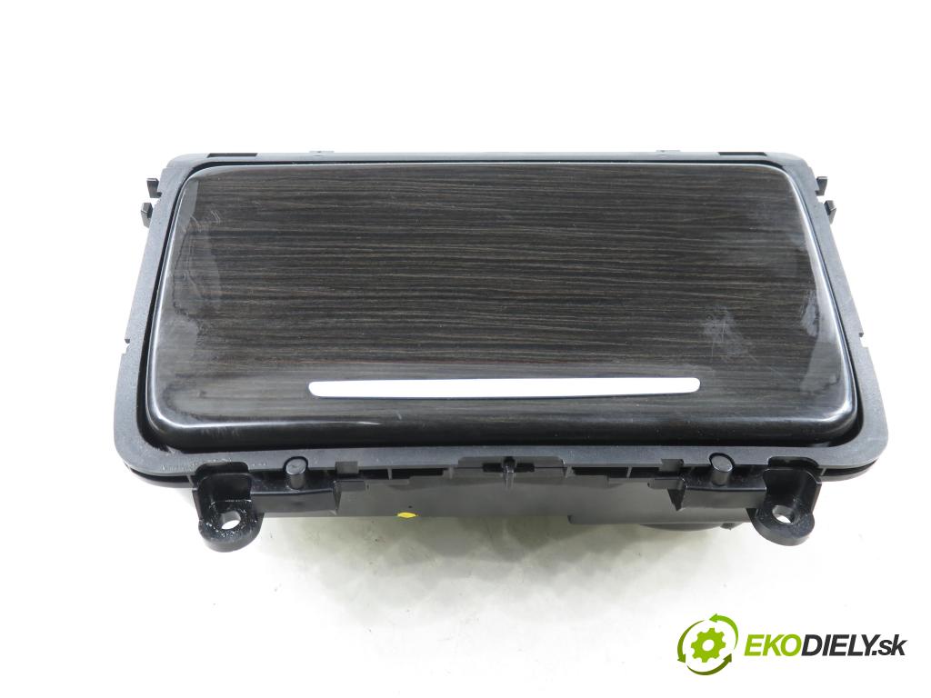 BMW 5 Touring (F11) KOMBI 2012 135,00 520 d 184 - N47 D20 C 1995,00 Držiak na nápoje 9241714 (Držiak (úchyt) na nápoje)