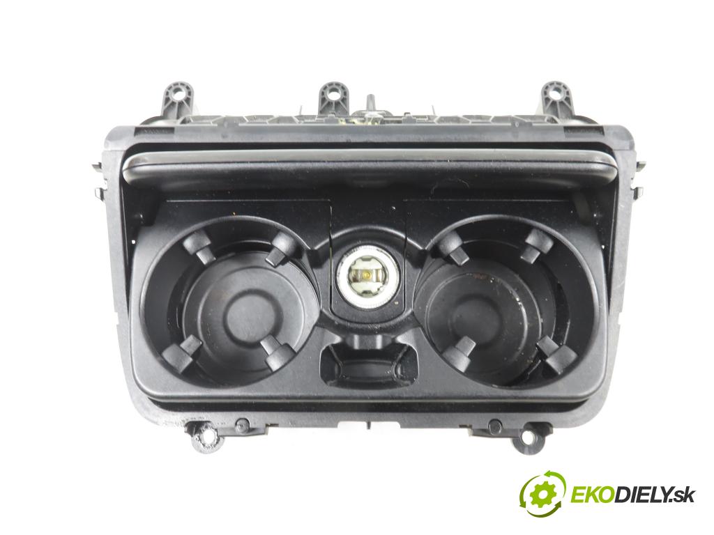 BMW 5 Touring (F11) KOMBI 2012 135,00 520 d 184 - N47 D20 C 1995,00 Držiak na nápoje 9241714 (Držiak (úchyt) na nápoje)