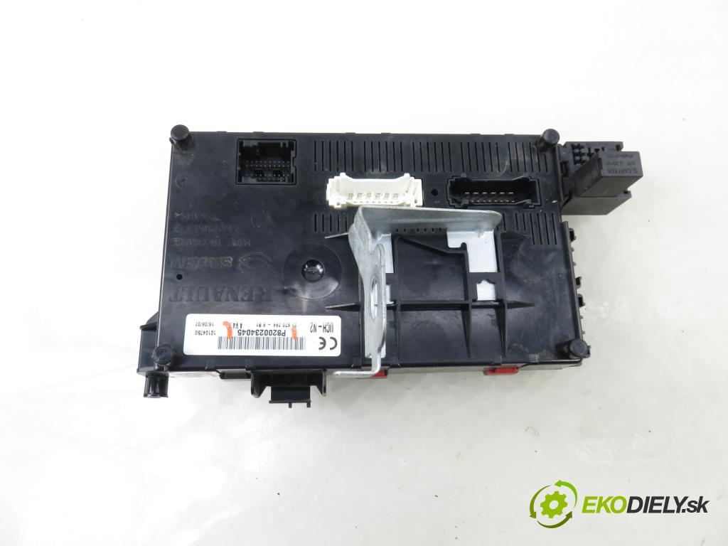 RENAULT CLIO II (BB_, CB_) HB 2003 72,00 1.4 16V (B/CB0P) - K4J 710 1390,00 MODUL BSM P8200234045