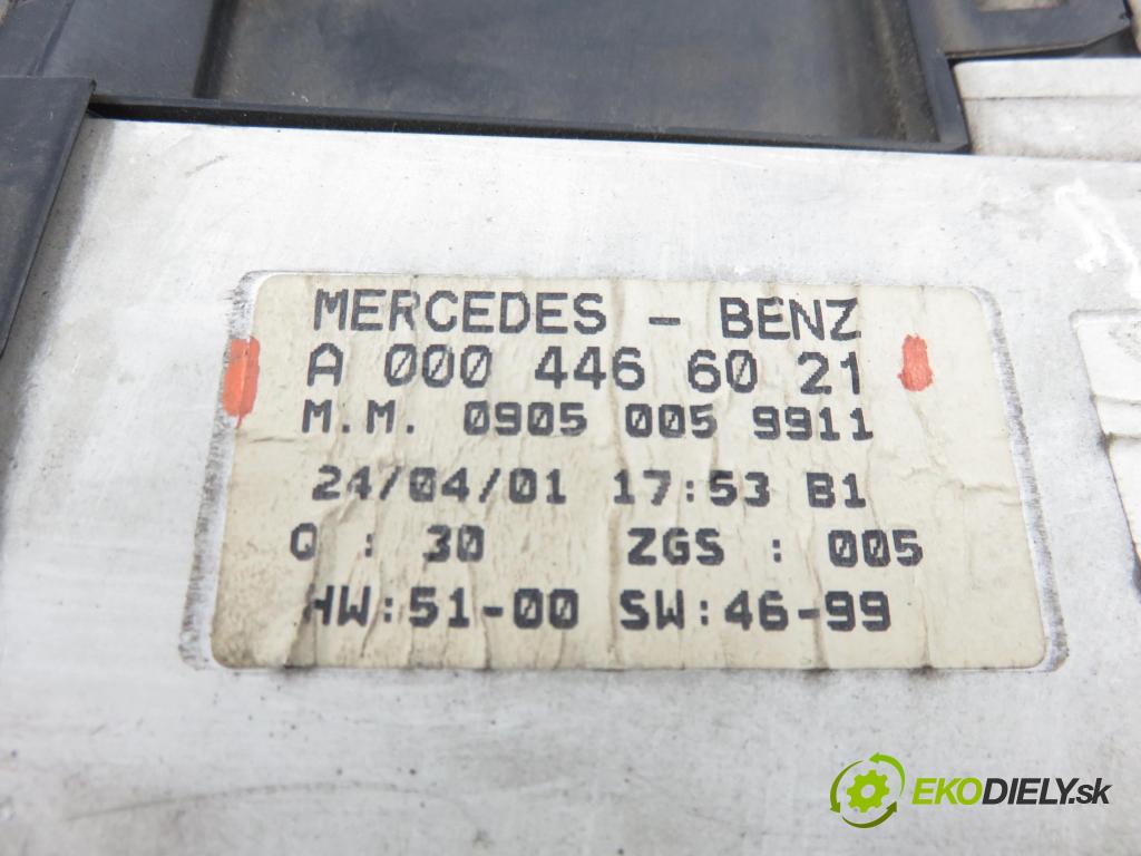 MERCEDES-BENZ VITO Autobus (638) BUS 2001 60,00 108 CDI 2.2 (638.194) - OM 611A (60 KW CDI) 2151,00 prístrojovka elektrický A0004466021