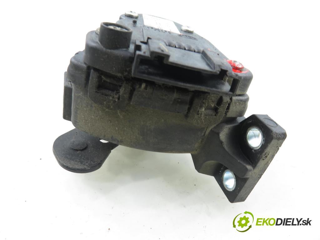 RENAULT CLIO II (BB_, CB_) HB 2003 72,00 1.4 16V (B/CB0P) - K4J 710 1390,00 Potenciometer plynu 8200089851 ; 6PV00811924 (Potenciometer plynového pedálu)