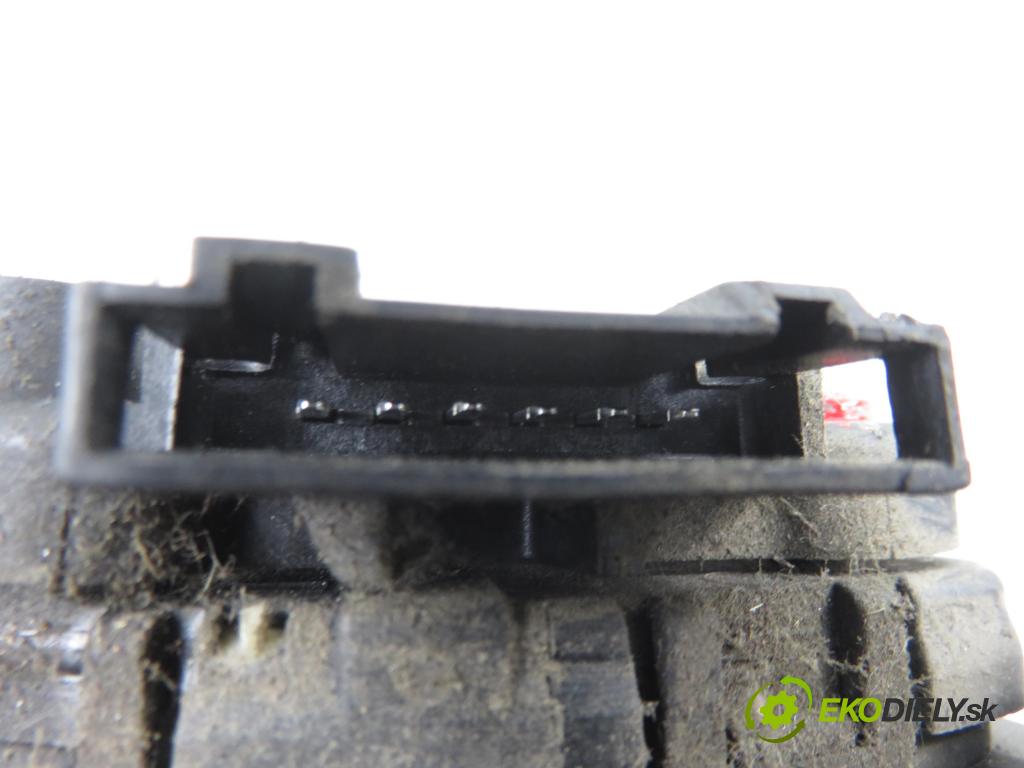 RENAULT CLIO II (BB_, CB_) HB 2003 72,00 1.4 16V (B/CB0P) - K4J 710 1390,00 Potenciometer plynu 8200089851 ; 6PV00811924 (Potenciometer plynového pedálu)