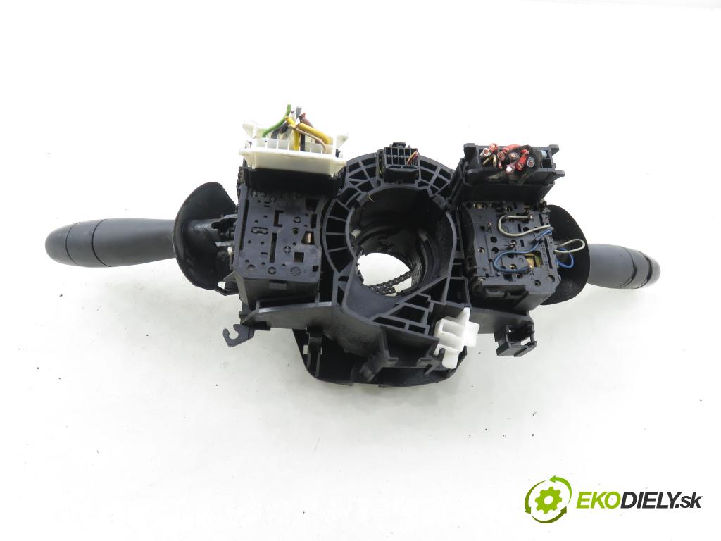OPEL MOVANO Platforma / podwoyie (X70) FURGON 2004 0,00 2.5 DTi - G9U 754 2464,00 PAKA/ŘAZENÍ/SADA: 8200199519
