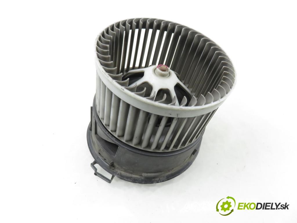 PEUGEOT 407 SW (6E_) KOMBI 2004 100,00 2.0 HDi 135 - RHR 1997,00 ventilátor větráku 4PUH18456AF ; 6441S3 ; 7737080501AF