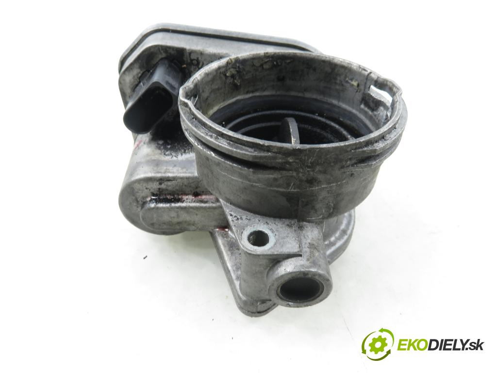 AUDI A3 (8L1) HB 2002 74,00 1.9 TDI - AXR 1896,00 škrtíci klapka 038128063G (Škrticí klapka)