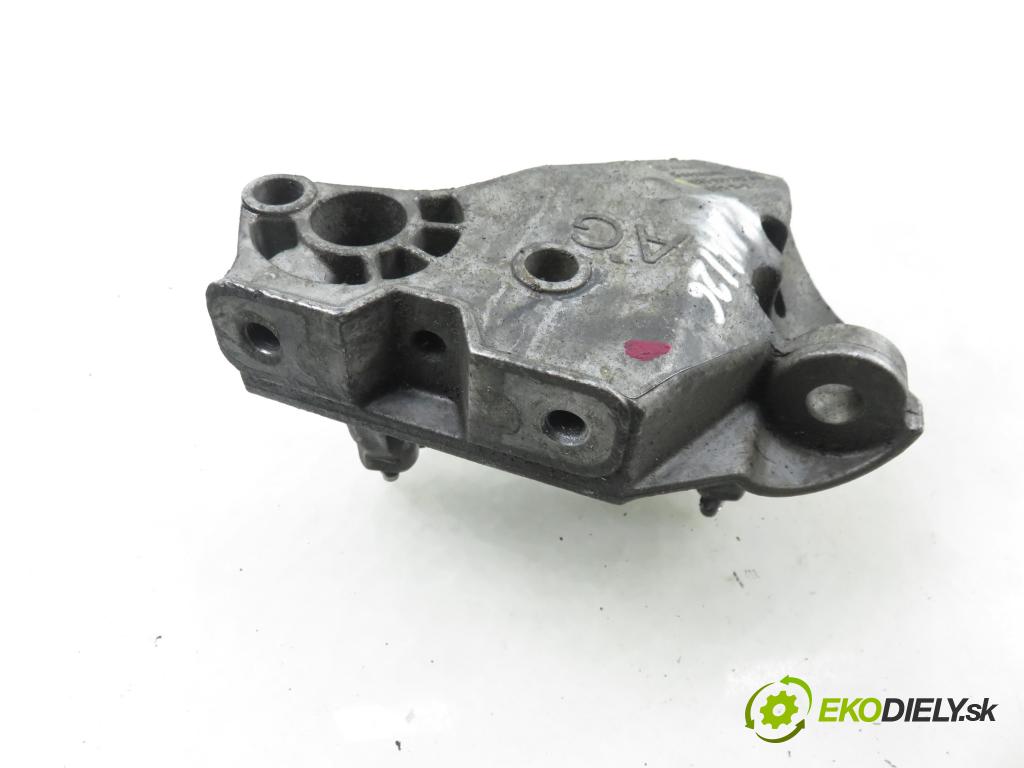 VW GOLF IV (1J1) HB 2002 74,00 1.9 TDI PD 101 - ATD 1896,00 uchycení motora 038199207AG