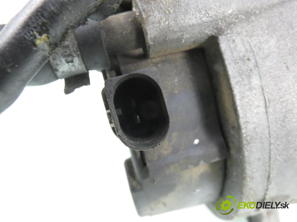 MERCEDES-BENZ VANEO (414) MINIVAN 2002 67,00 1.7 CDI (414.700) - OM 668.914 1689,00 Alternátor A6681540202 (Alternátor)