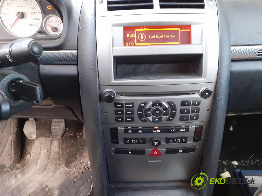 PEUGEOT 407 SW (6E_) KOMBI 2004 100,00 2.0 HDi 135 - RHR 1997,00 ZOBRAZIT: 9675858580