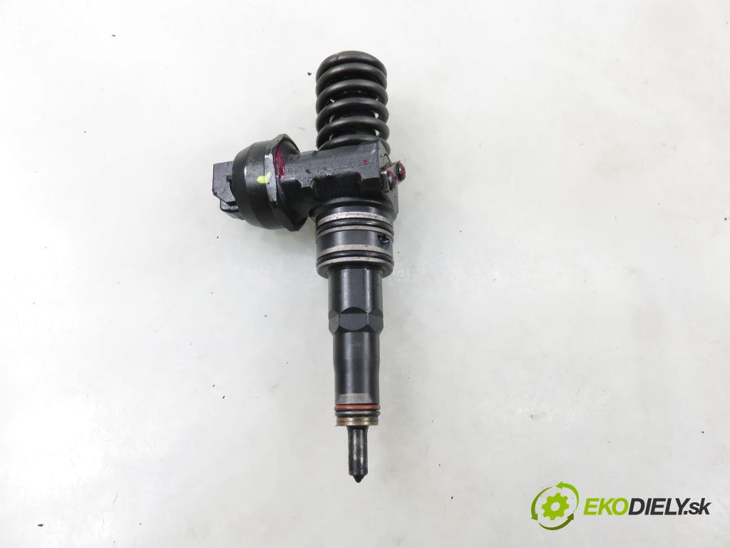 VW TRANSPORTER V Skrzynia (7HA, 7HH, 7EA, 7EH) FURGON 2004 77,00 1.9 TDI PD 105 - AXB 1896,00 Vstrekovač 038130073AG ; 0414720215 (Vstrekovač paliva)