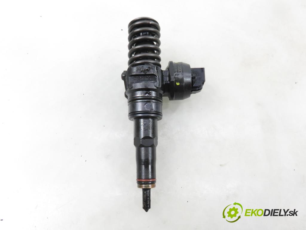 VW TRANSPORTER V Skrzynia (7HA, 7HH, 7EA, 7EH) FURGON 2004 77,00 1.9 TDI PD 105 - AXB 1896,00 Vstrekovač 038130073AG ; 0414720215 (Vstrekovač paliva)
