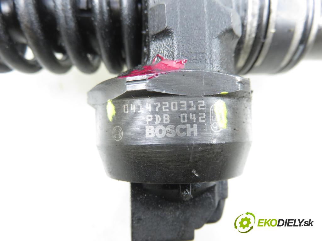 VW PASSAT B6 Variant (3C5) KOMBI 2006 103,00 2.0 TDI PD 8V 140 - BMP 1968,00 Vstrekovač 038130073BQ ; 0414720312 (Vstrekovač paliva)