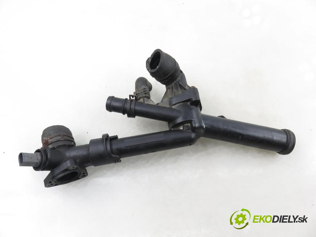 VW PASSAT B6 Variant (3C5) KOMBI 2006 184,00 3.2 FSI 4motion - AXZ 3168,00 Rúra vody 03H121131