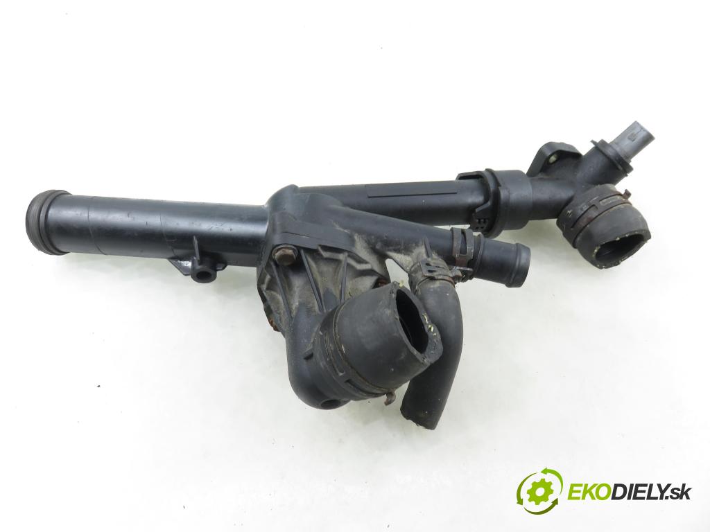 VW PASSAT B6 Variant (3C5) KOMBI 2006 184,00 3.2 FSI 4motion - AXZ 3168,00 Rúra vody 03H121131