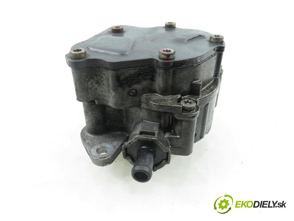 VW TRANSPORTER V Skrzynia (7HA, 7HH, 7EA, 7EH) FURGON 2004 77,00 1.9 TDI PD 105 - AXB 1896,00 pumpa vakuová 038145209P