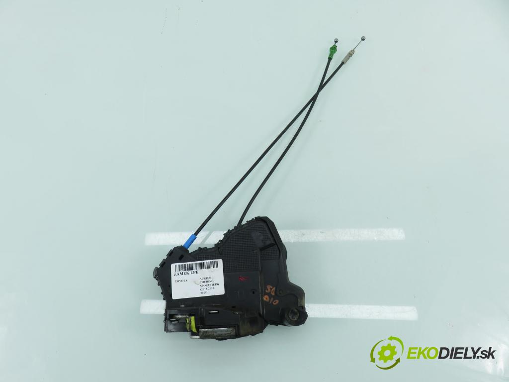 TOYOTA AURIS TOURING SPORTS (_E18_) KOMBI 2014 91,00 2.0 D-4D 124 (ADE186_) - 1AD-FTV 1998,00 zámok 