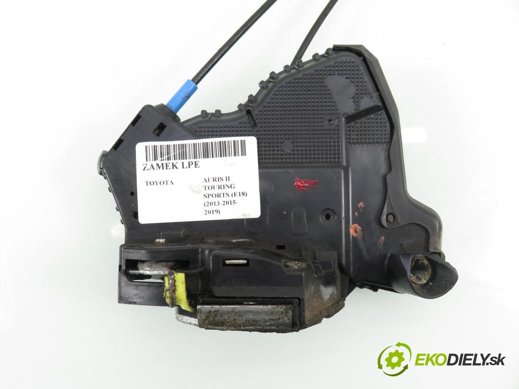 TOYOTA AURIS TOURING SPORTS (_E18_) KOMBI 2014 91,00 2.0 D-4D 124 (ADE186_) - 1AD-FTV 1998,00 zámok